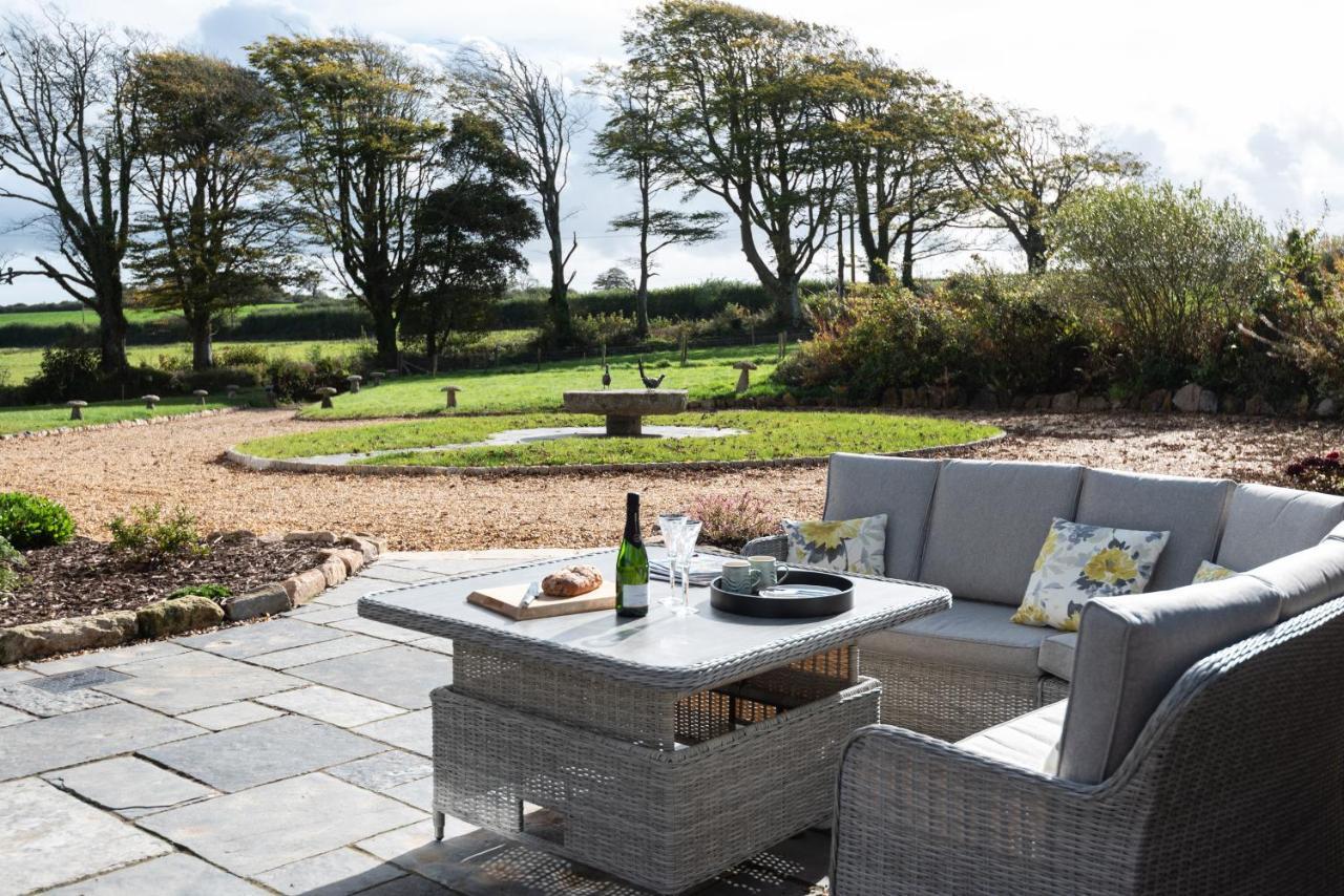 Trevidgeowe Farmhouse Bed and Breakfast Bodmin Εξωτερικό φωτογραφία